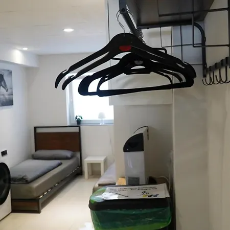 Mk 2 Wifi - Kostenlose Parkplaetze - In 5 Minuten In Der Stadt Apartment *
