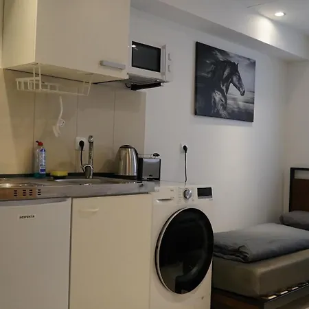 Apartment Mk 2 Wifi - Kostenlose Parkplaetze - In 5 Minuten In Der Stadt Bremen